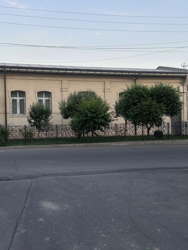 Аренда Участка 5 сотих 1 этаж 7 хона Аренда Участка 5 сотих 1 этаж 7 хона
