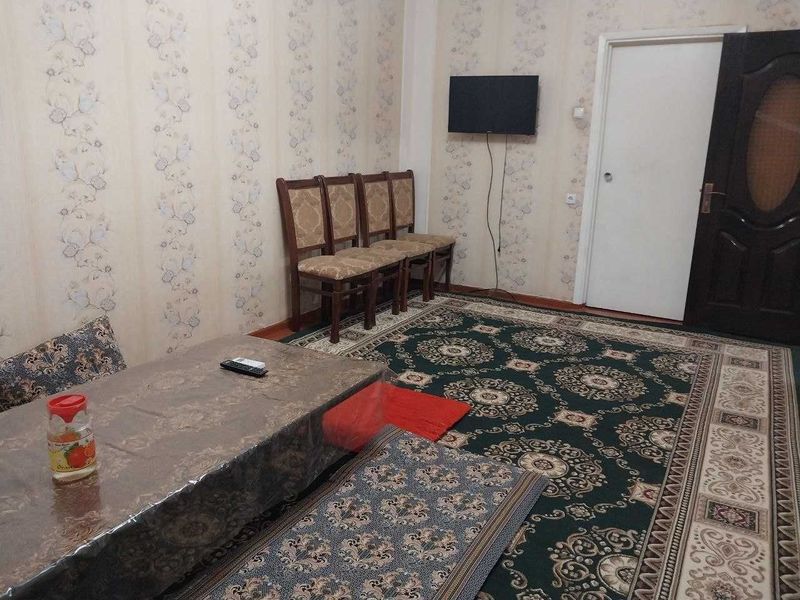 Сдам свою квартиру. 2 ком 4-этаж,: Фархадский рынок, перекресток Ширин Сдам свою квартиру. 2 ком 4-этаж,: Фархадский рынок, перекресток Ширин