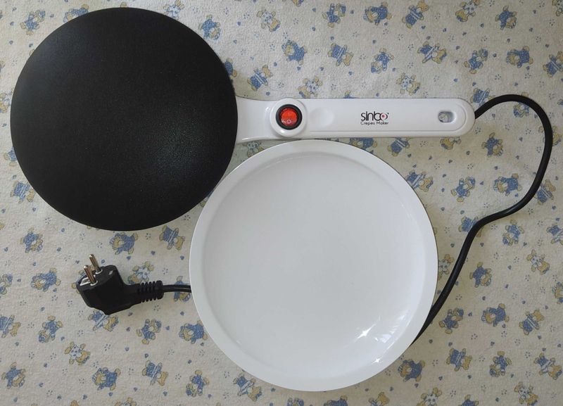 Продаётся электрическая блинница Sinbo SP 5208