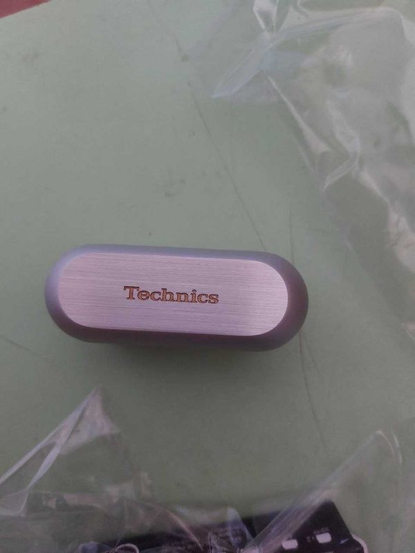 Продаю наушники Technics az 100 Продаю наушники Technics az 100