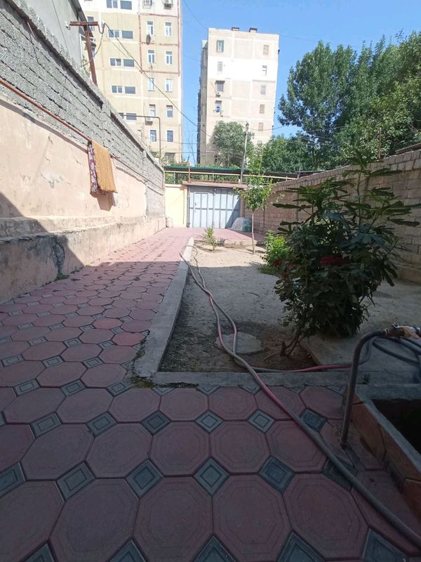 Продажа дома на Паркентском -земля 3.6 соток Продажа дома на Паркентском -земля 3.6 соток