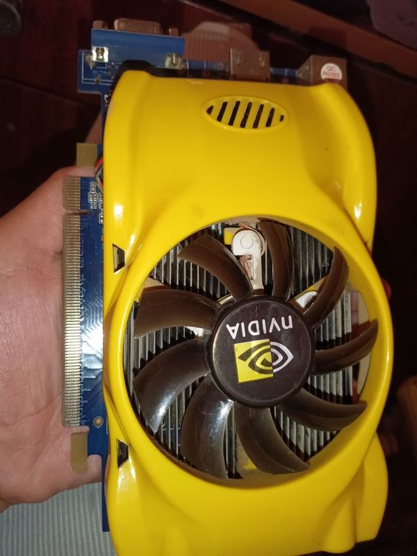 Videokarta kompyuterlar uchun...