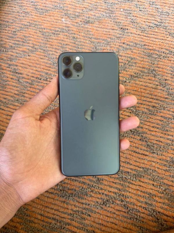 iPhone 11 pro max 64gb kar dak full iPhone 11 pro max 64gb kar dak full