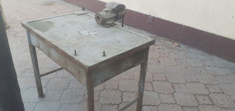 Temir ustal sotiladi Temir ustal sotiladi