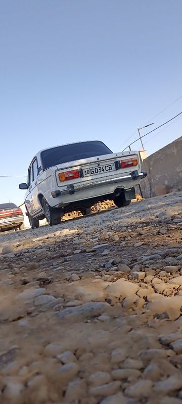 Vaz 2106 sotiladi