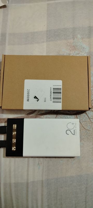 Power bank 20000M 1 yildan buyon ozim ishlataman