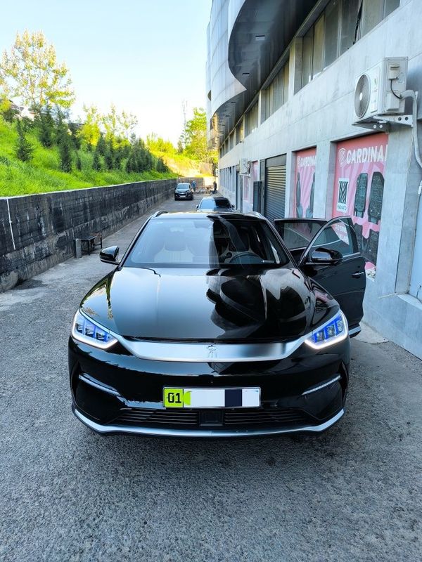 BYD SONG PLUS EV 2022г. Flagship. Full позиция. BYD SONG PLUS EV 2022г. Flagship. Full позиция.