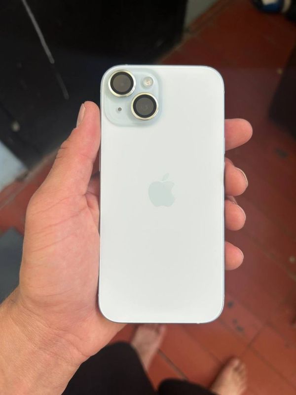 Iphone 15 128/89%