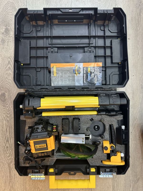 Лазерный уровень Dewalt 4D 360° 16 линии. Lazerniy uroven