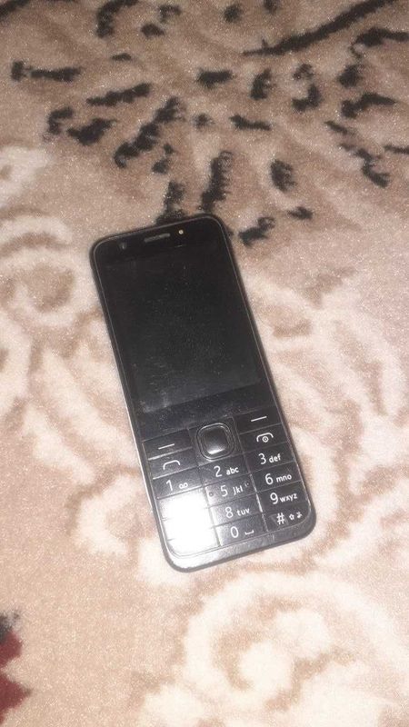 Nokia 230 kafolati bilan