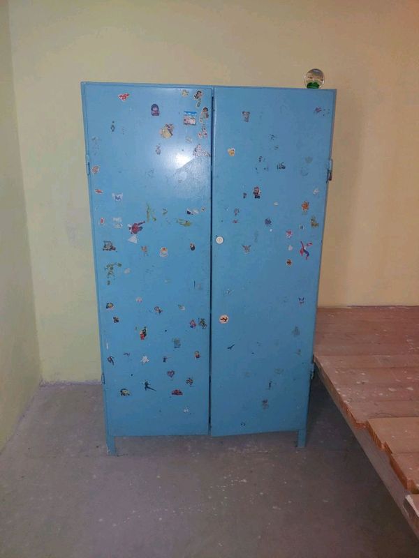 Шкаф металлический б/у