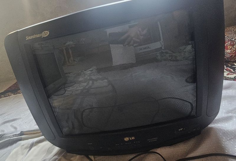 Televizorlar sotilad