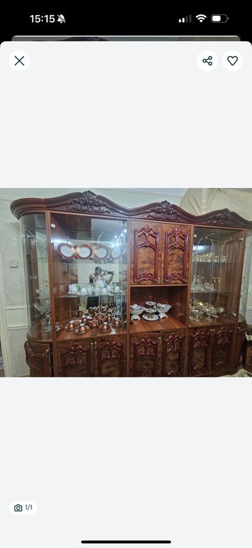 Сервант продается