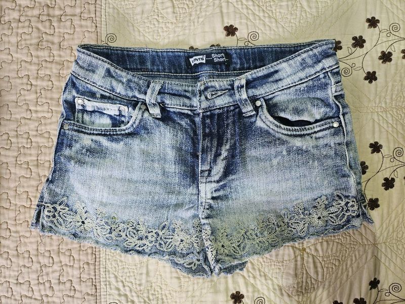 Шорты Levi's на 10 лет Шорты Levi's на 10 лет