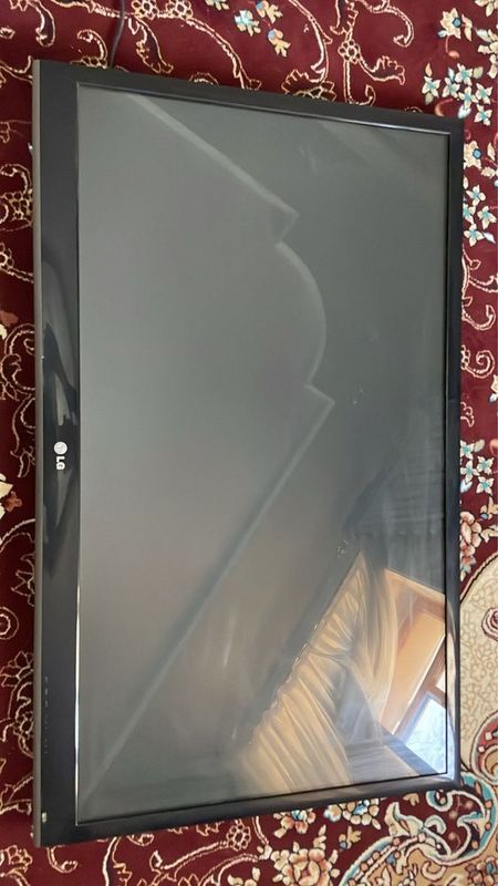 Телевизор LG Нарх 2.50000 Тел урингла галишамиз Телевизор LG Нарх 2.50000 Тел урингла галишамиз