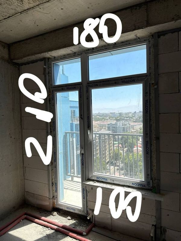 Пластиковые стекло пакеты и дверь, б/у Пластиковые стекло пакеты и дверь, б/у