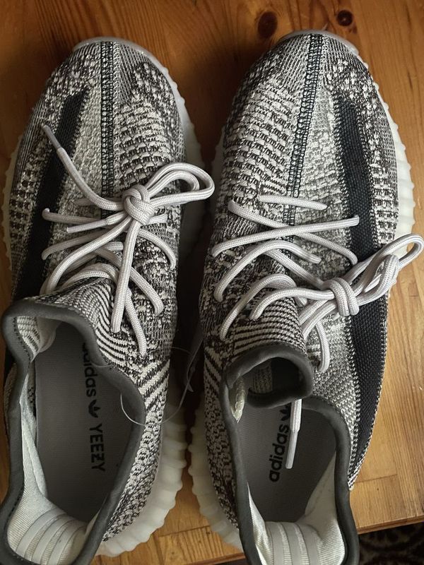 Adidas Yeezy Boost 350 V2 — новые! Adidas Yeezy Boost 350 V2 — новые!