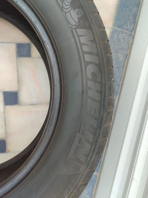 Michelin 275/60 R20 Michelin 275/60 R20