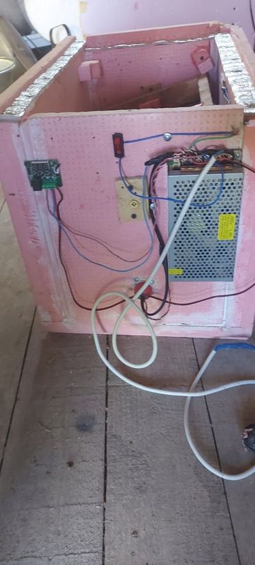 Inkubator sotiladi, Продаётся инкубатор Inkubator sotiladi, Продаётся инкубатор
