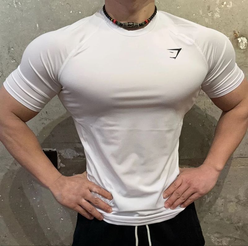 Одежды Gymshark Одежды Gymshark