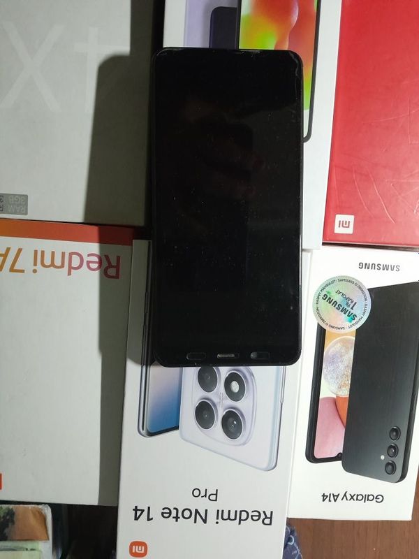Redmi note 5 xotira 4/64 Redmi note 5 xotira 4/64