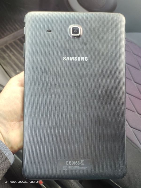 Planshet Samsung arginal holati zor aybi yoq Planshet Samsung arginal holati zor aybi yoq