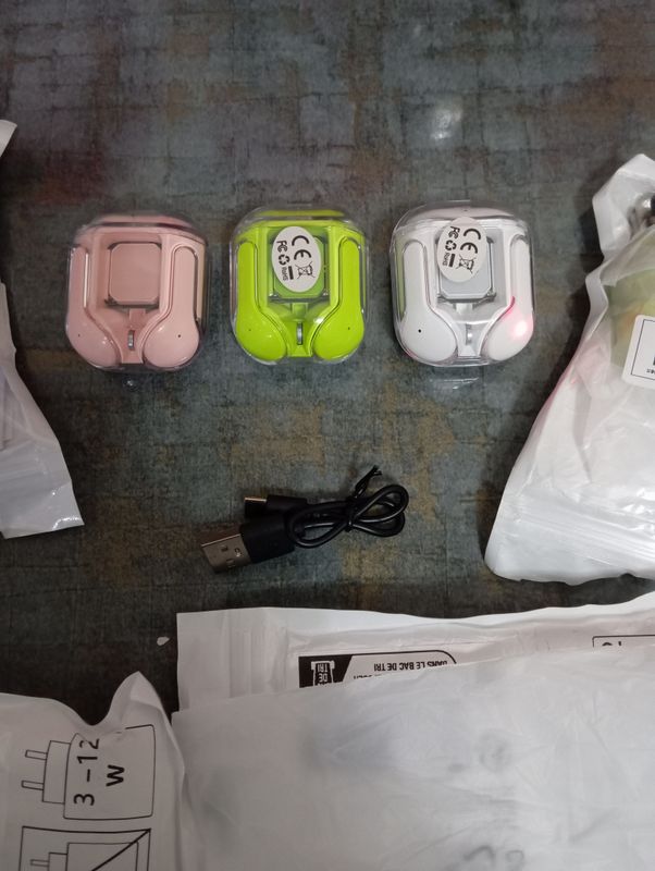Naushniki AIR PODS
