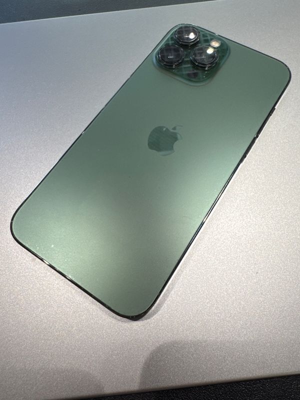 iPhone 13 Pro Max iPhone 13 Pro Max