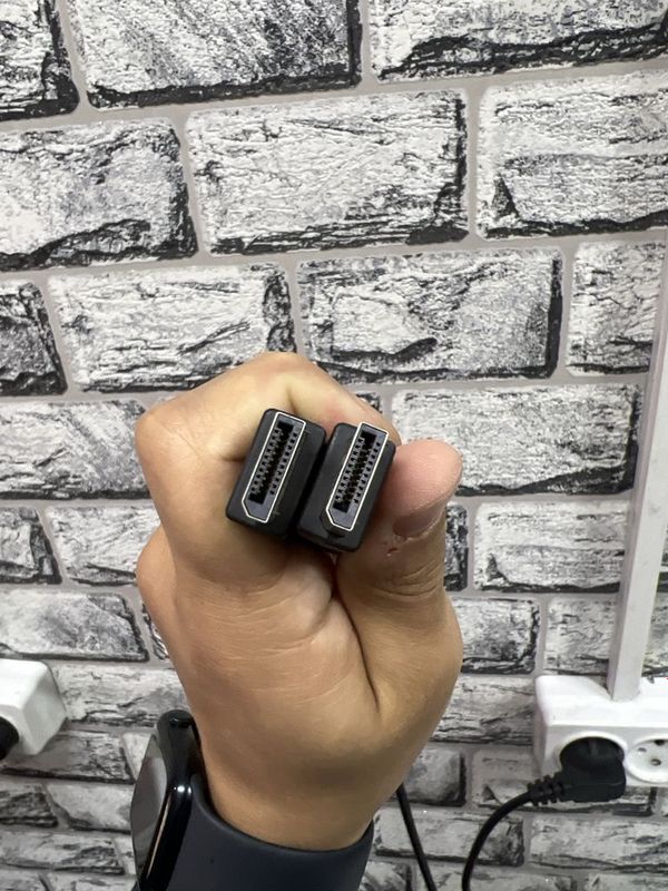 Displey Port 1,5 m Displey Port 1,5 m