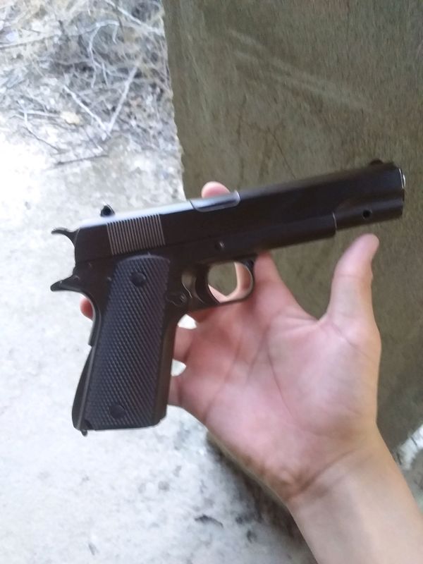 Pistalet Colt 1911 narxi 189 ming som puljudazarur Pistalet Colt 1911 narxi 189 ming som puljudazarur