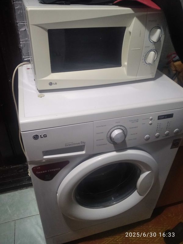 Продаю машинку стиральную