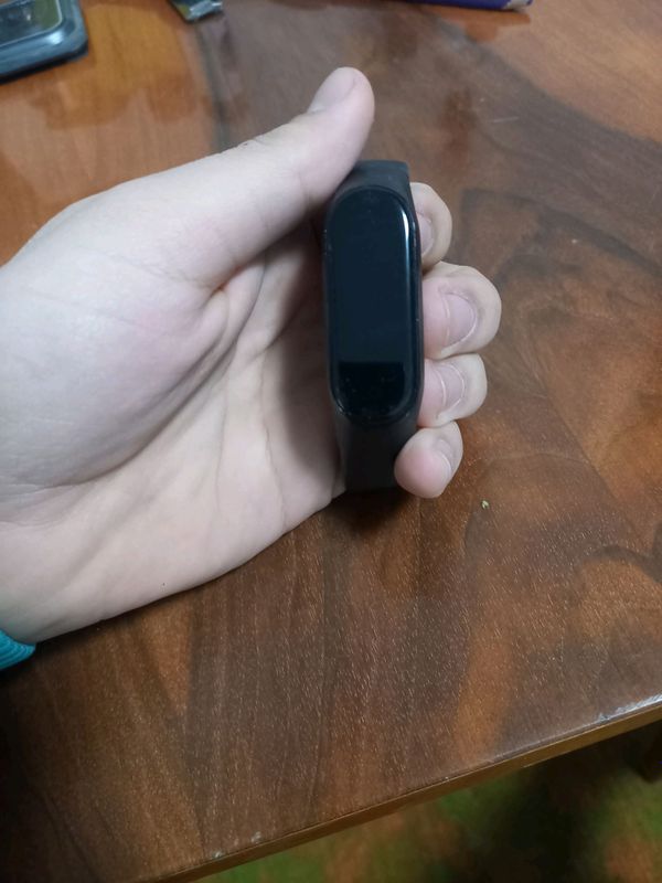 Mi brand 4 keyin mi airpods Mi brand 4 keyin mi airpods
