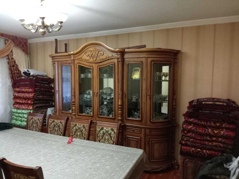 Уй сотилади 4/4/9 Уй сотилади 4/4/9