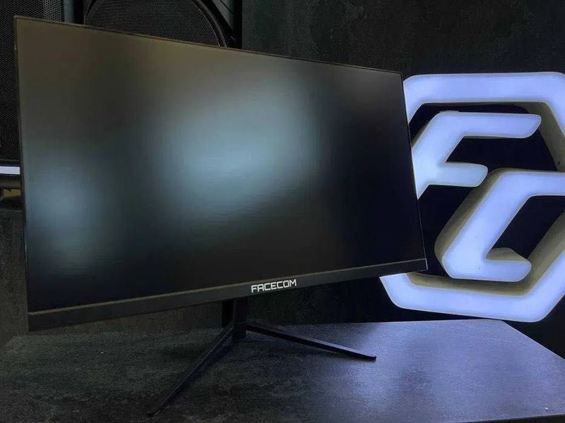 Моноблок Facecom 24" Моноблок Facecom 24"