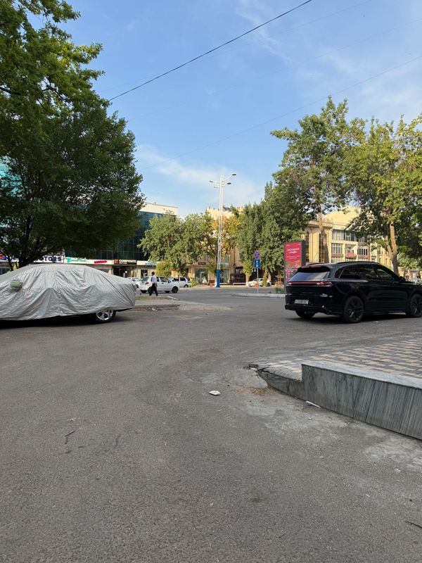 Нежилой