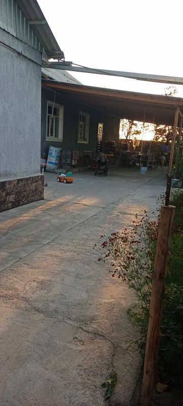 13 sotiq uy sotiladi xamma sharoit bor tayyor uy 9 xona 2 ta sanuzel 13 sotiq uy sotiladi xamma sharoit bor tayyor uy 9 xona 2 ta sanuzel