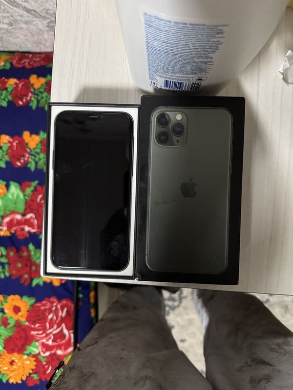 Iphone 11 pro 64 gb сотилади срочно пул зарил Iphone 11 pro 64 gb сотилади срочно пул зарил