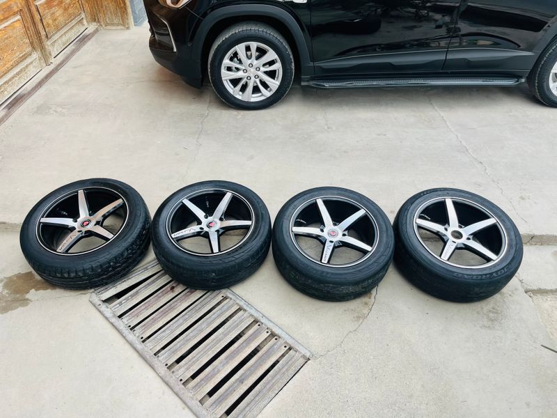 Vossen R 16 diska holati yaxshi balonlari yaroqsiz Vossen R 16 diska holati yaxshi balonlari yaroqsiz