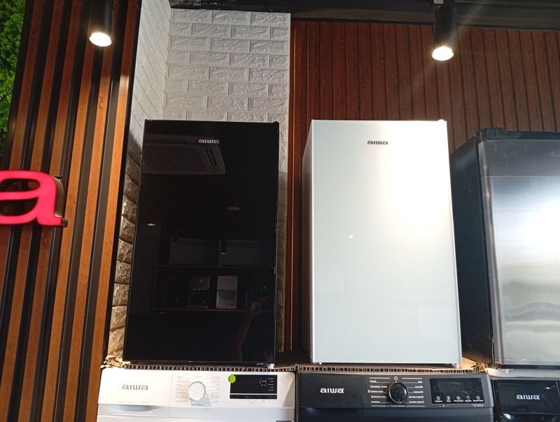Mini holadilnik Aiwa 90 litr Mini holadilnik Aiwa 90 litr