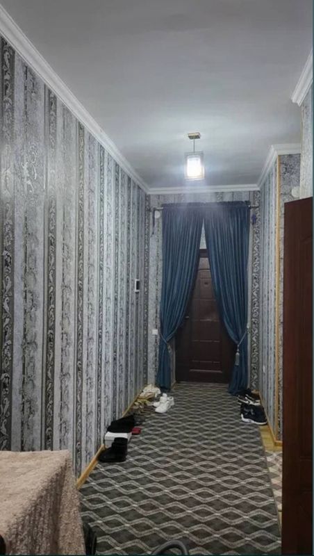 Uy Sotiladi / Продаётся Uy Sotiladi / Продаётся