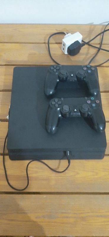 Ps4 sotiladi 9.00 versiya