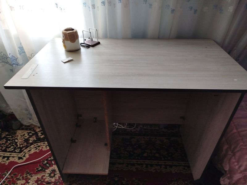 kompyuter stol sotiladi kompyuter stol sotiladi