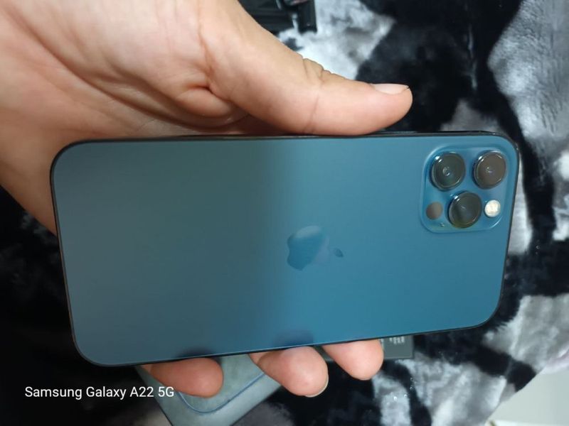Iphone 12 pro idealno feys truton xamasi ishledi karopkalik