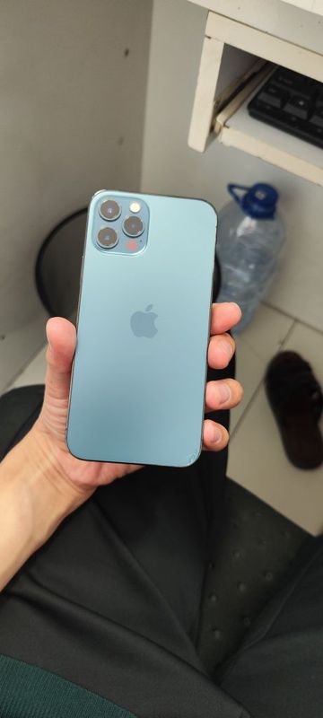 Iphone 12 pro. Ideal Iphone 12 pro. Ideal