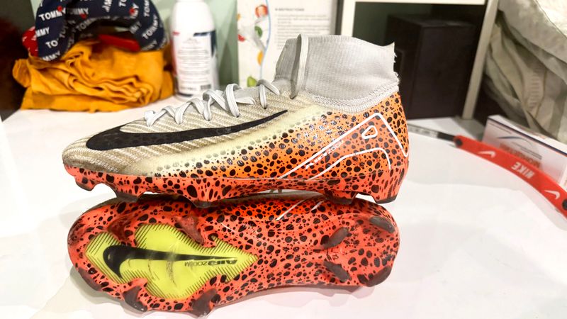 Nike air zoom mercurial vapor 16 Nike air zoom mercurial vapor 16