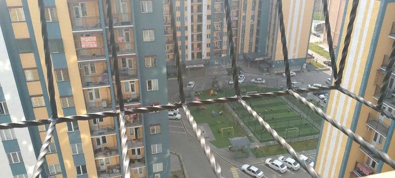 Uy sotiladi Yangi xayot sputnik 16a 16/13 74kv remontdan chiqgan