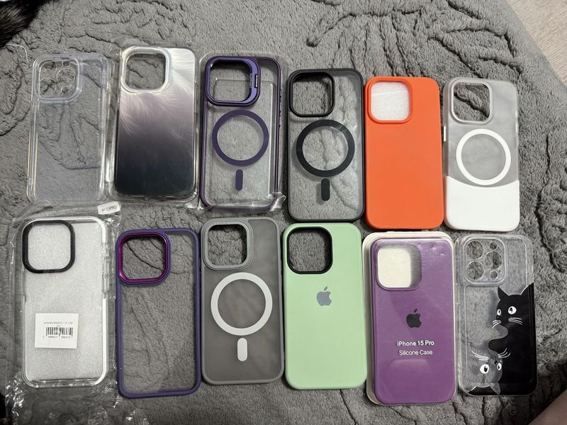Продаю чехлы на iphone 15pro в идеальном состоянии. Продаю чехлы на iphone 15pro в идеальном состоянии.
