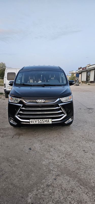 Jac M4 2024 sotiladi Jac M4 2024 sotiladi