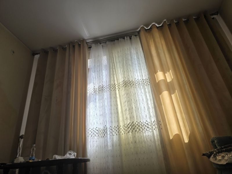 Uy sotiladi . Manzil Nurafshon