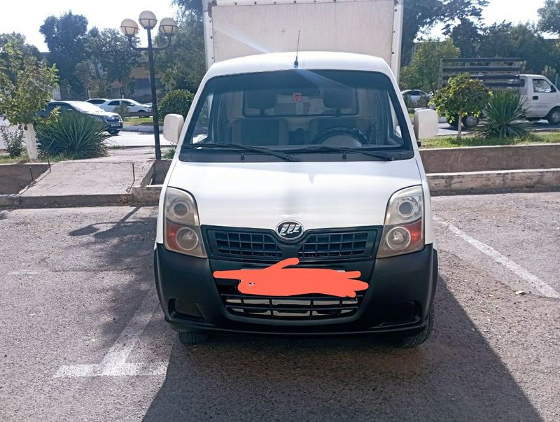 Lifan5021.gidravlika,kotta matorli,1 yarim 2 tonnni bemalol oladii